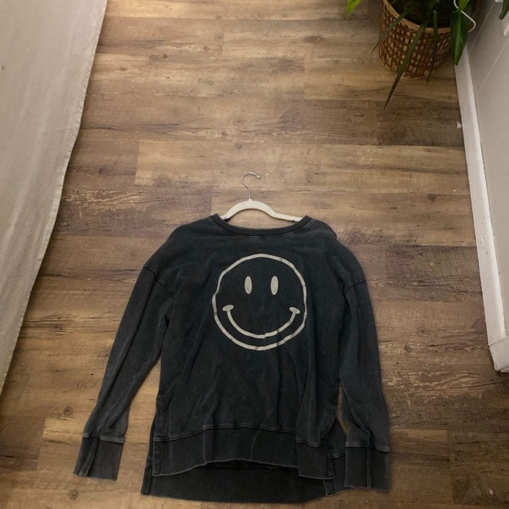 Altar’d State Women's Black Smiley Face Sweater